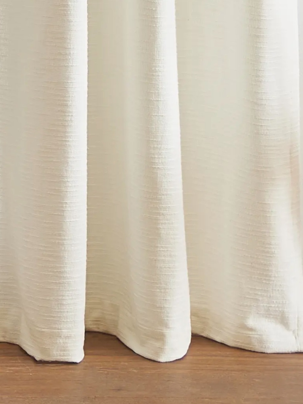 DKNY Pure Martinique Set of 2 Curtain Panels, Off White, 50”x84”, NEW WITH TAGS - Picture 3 of 7